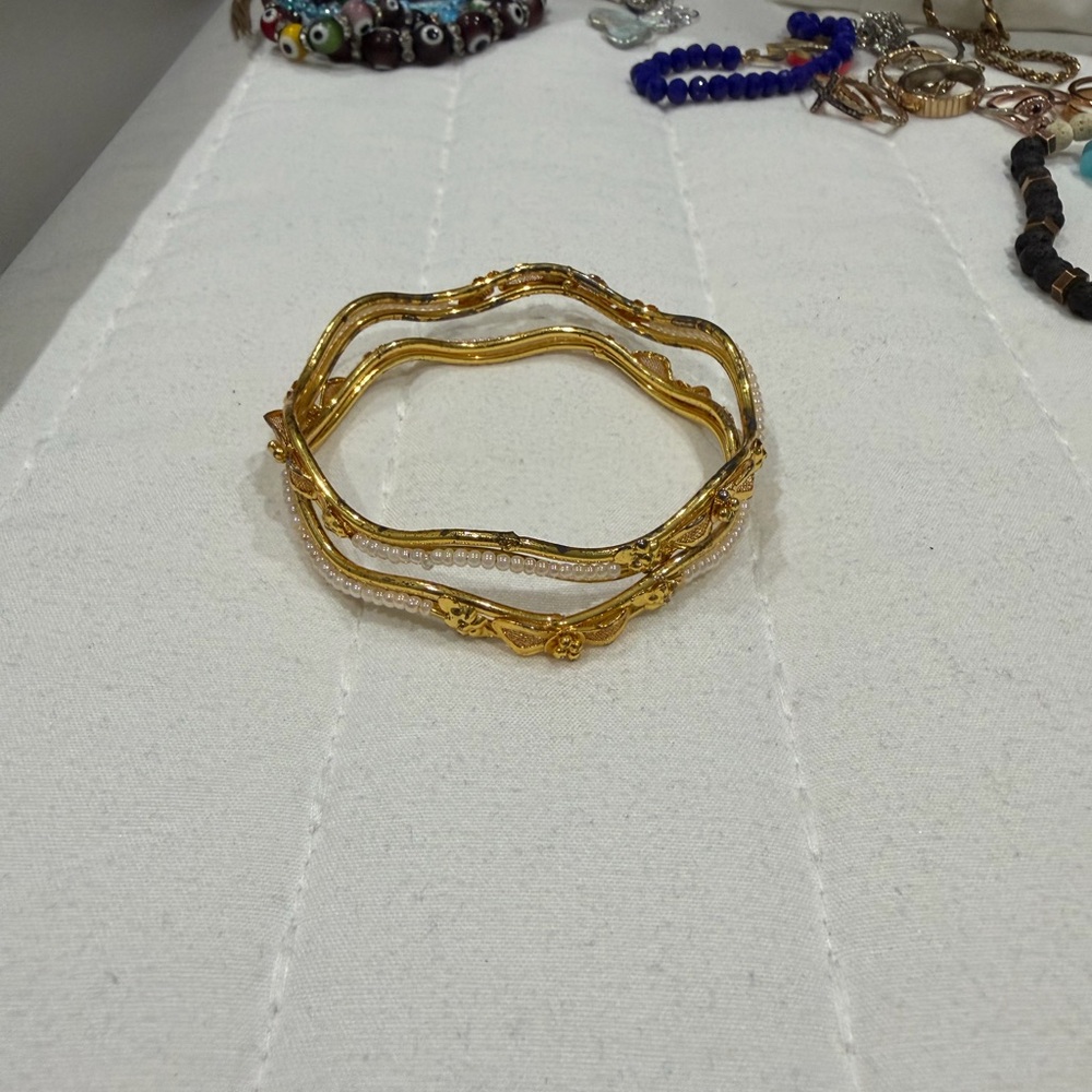 Elegant Gold and Silver Bangle Set